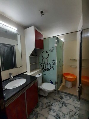 Team Area in 3.5 BHK Apartment at BPTP Park Grandeura, Sector 82 – for Sale
