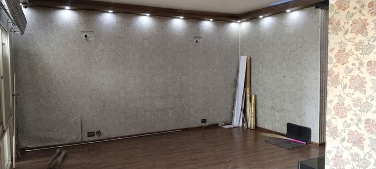 Room, bptp-park-grandeura 3.5 Bedroom 2032 Sq.Ft. Apartment In Sector 82 Faridabad 10684992