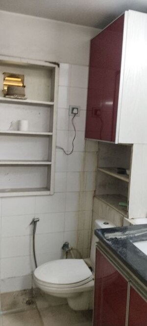 Bathroom in 3.5 BHK Apartment at BPTP Park Grandeura, Sector 82 – for Sale