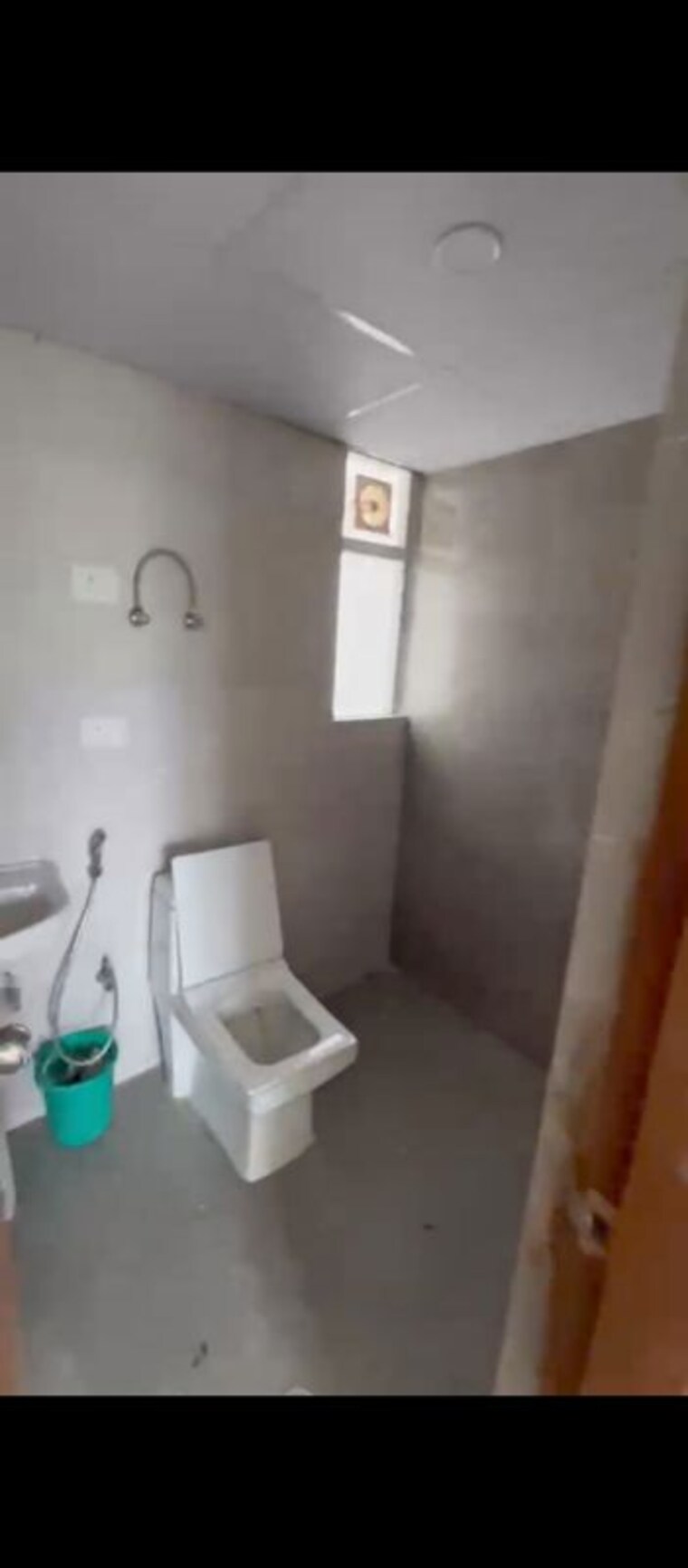 Bathroom, nilgiri-apartments 3 Bedroom 1400 Sq.Ft. Apartment In Sector 34 Noida 10610031