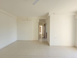 Room in 3 BHK Apartment at Godrej Emerald, Ghodbunder Road – for Rent