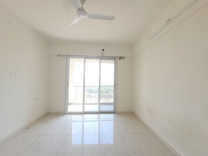 3 BHK Apartment For Rent in Godrej Emerald, Ghodbunder Road