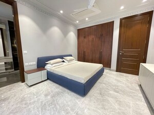 Bedroom in 4 BHK Apartment at Vasant Vihar – for Rent