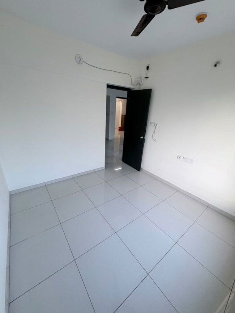 Room, kolte-patil-life-republic-r-10 2 Bedroom 650 Sq.Ft. Apartment In Hinjewadi Pune 10685069