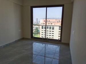 Room in 3 BHK Apartment at Hubtown The Premiere, Andheri West – for Sale