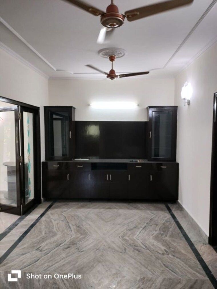 Living Room, sarvapriya vihar 3 Bedroom 2000 Sq.Ft. Builder Floor In Sarvapriya Vihar Delhi 10685128