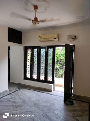 Bedroom in 3 BHK Builder Floor at Sarvapriya Vihar – for Rent