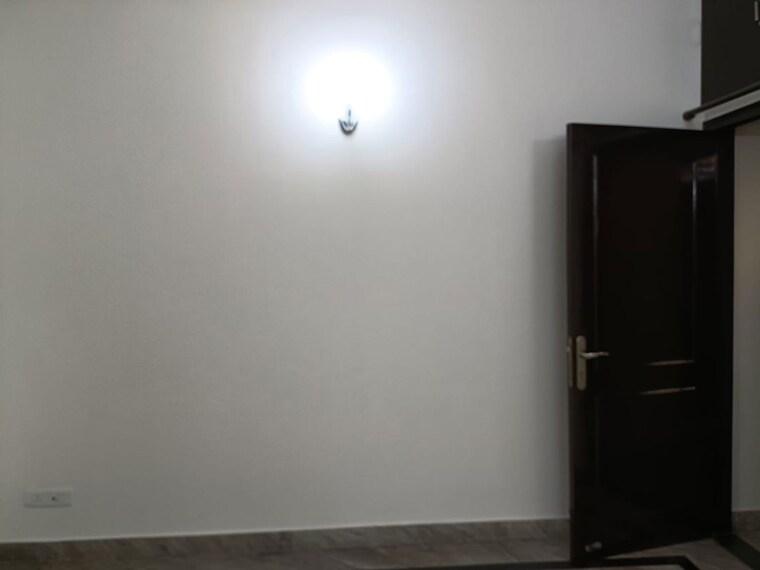 Room, sarvapriya vihar 3 Bedroom 2000 Sq.Ft. Builder Floor In Sarvapriya Vihar Delhi 10685128