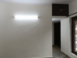 Room in 3 BHK Builder Floor at Sarvapriya Vihar – for Rent