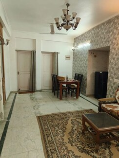 2 BHK Builder Floor For Rent in Ardee City