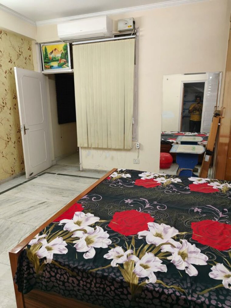Bedroom, ardee-city 2 Bedroom 1200 Sq.Ft. Builder Floor In Sector 52 Gurgaon 10685138