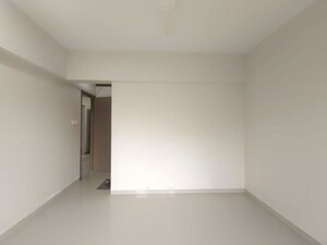 Bedroom in 2 BHK Apartment at Chembur – for Rent