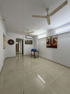 1.5 BHK Apartment For Rent in Lodha Downtown