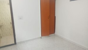Room in 2 BHK Independent House at Ejipura – for Rent