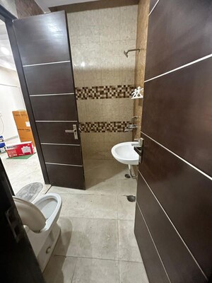 Furnished Amenities in 1 RK Independent House at Sector 14 – for Rent