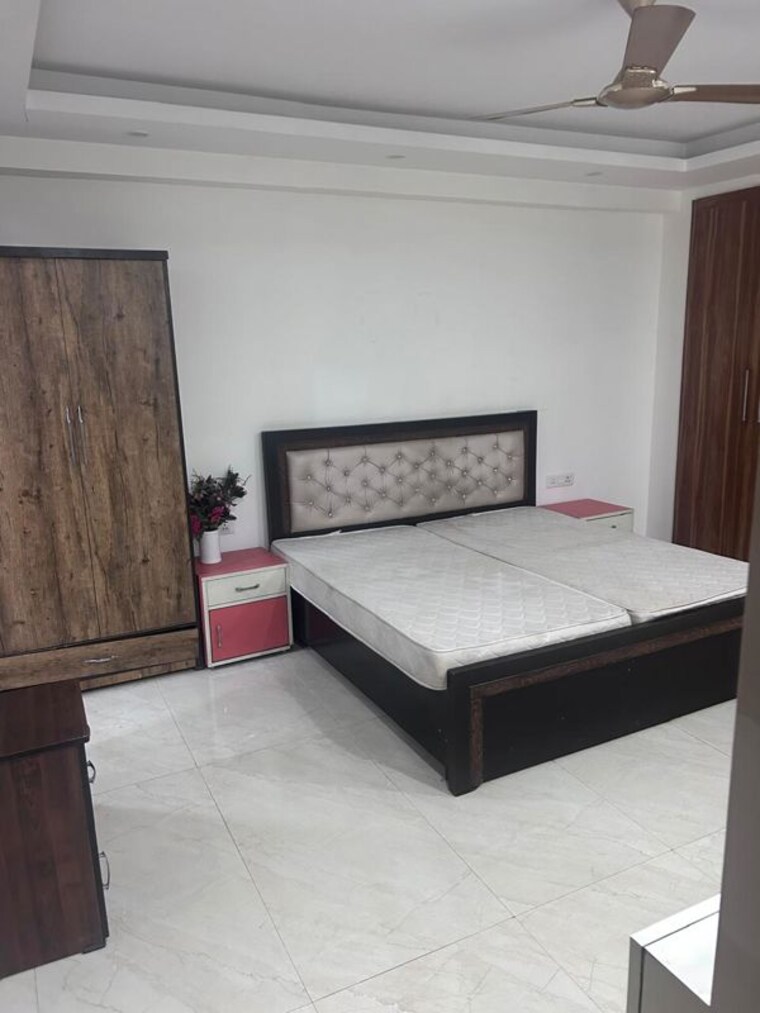 Bedroom, sector 57 3 Bedroom 1800 Sq.Ft. Builder Floor In Sector 57 Gurgaon 10685214