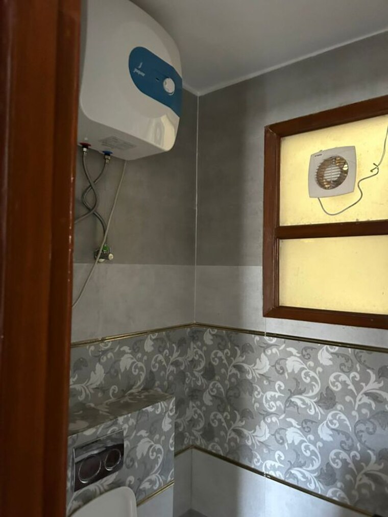 Kitchen, sector 57 3 Bedroom 1800 Sq.Ft. Builder Floor In Sector 57 Gurgaon 10685214