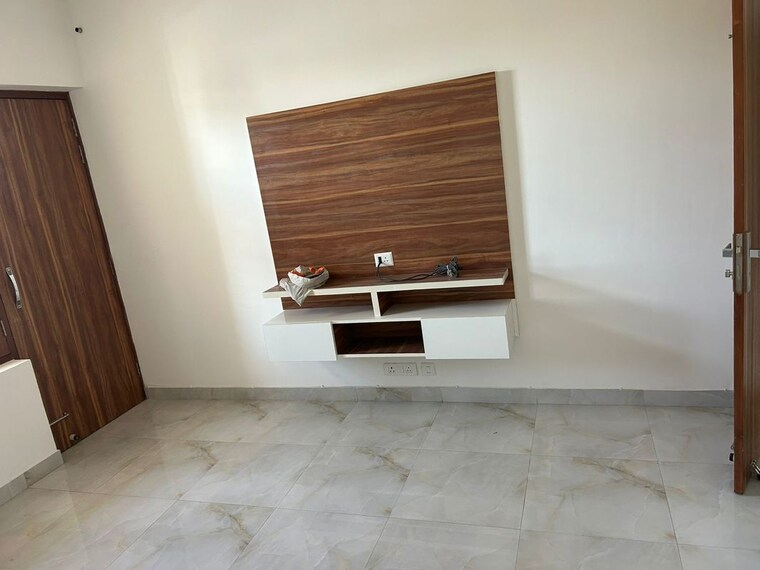 Room, sector 57 3 Bedroom 1800 Sq.Ft. Builder Floor In Sector 57 Gurgaon 10685214