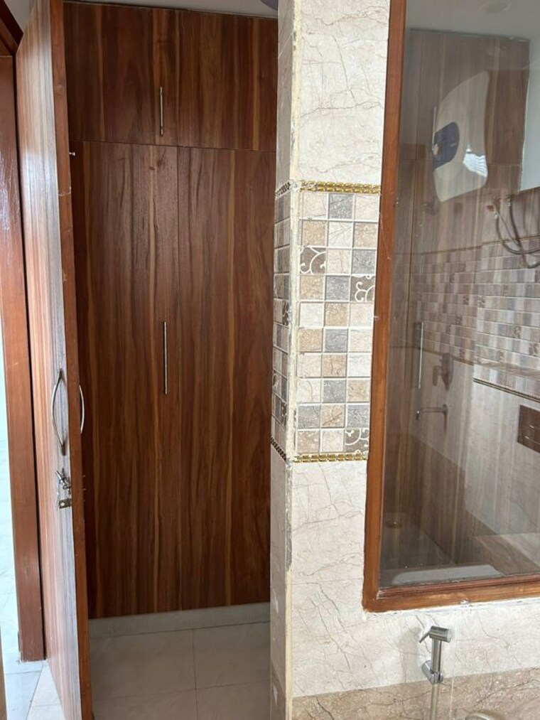 undefined, sector 57 3 Bedroom 1800 Sq.Ft. Builder Floor In Sector 57 Gurgaon 10685214