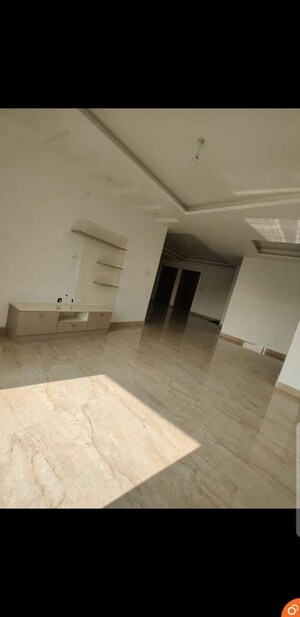 Team Area in 3 BHK Builder Floor at Amolik Aster Woods, Sector 98 – for Sale