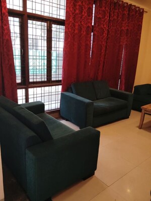 Living Room in 1 RK Independent House at Sector 14 – for Rent
