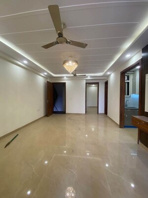 2 BHK Builder Floor For Rent in Saket