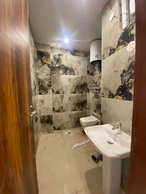 Bathroom in 2 BHK Builder Floor at Saket – for Rent