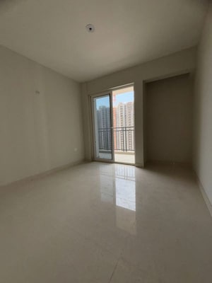 2 BHK Apartment For Sale in Eldeco Live By The Greens, Sector 150