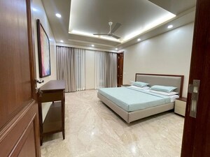 Bedroom in 3 BHK Apartment at Defence Colony – for Rent