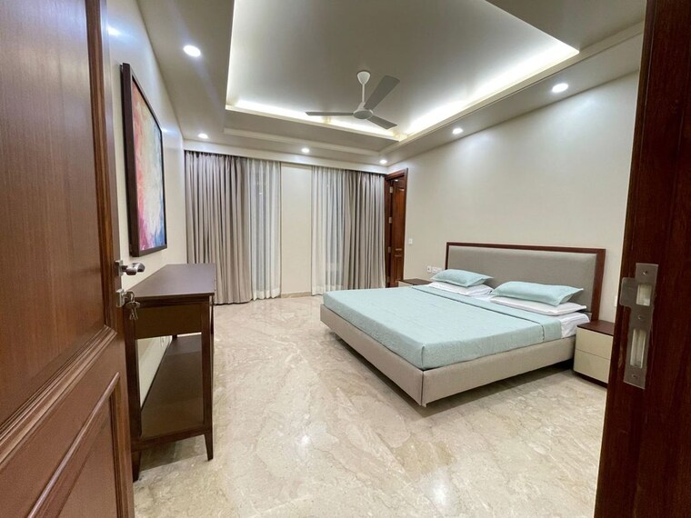 Bedroom, defence colony 3 Bedroom 3100 Sq.Ft. Apartment In Defence Colony Delhi 10685255