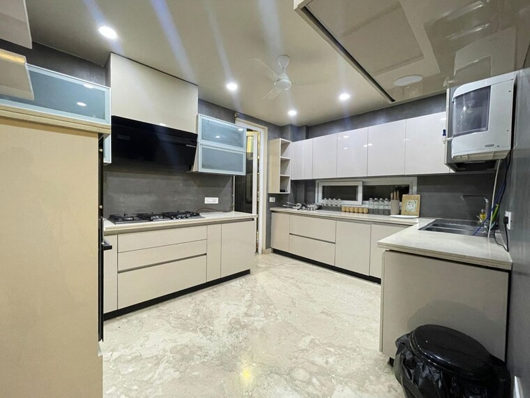 Kitchen, defence colony 3 Bedroom 3100 Sq.Ft. Apartment In Defence Colony Delhi 10685255