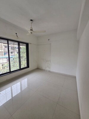 Room in 2 BHK Apartment at Kolte Patil Alora, Santacruz East – for Rent