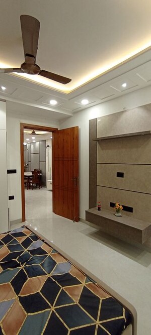 Kitchen in 3 BHK Builder Floor at BPTP District 3, Sector 85 – for Sale