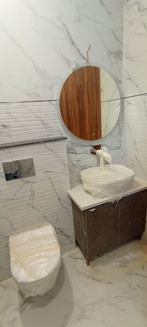 Bathroom in 3 BHK Builder Floor at BPTP District 3, Sector 85 – for Sale