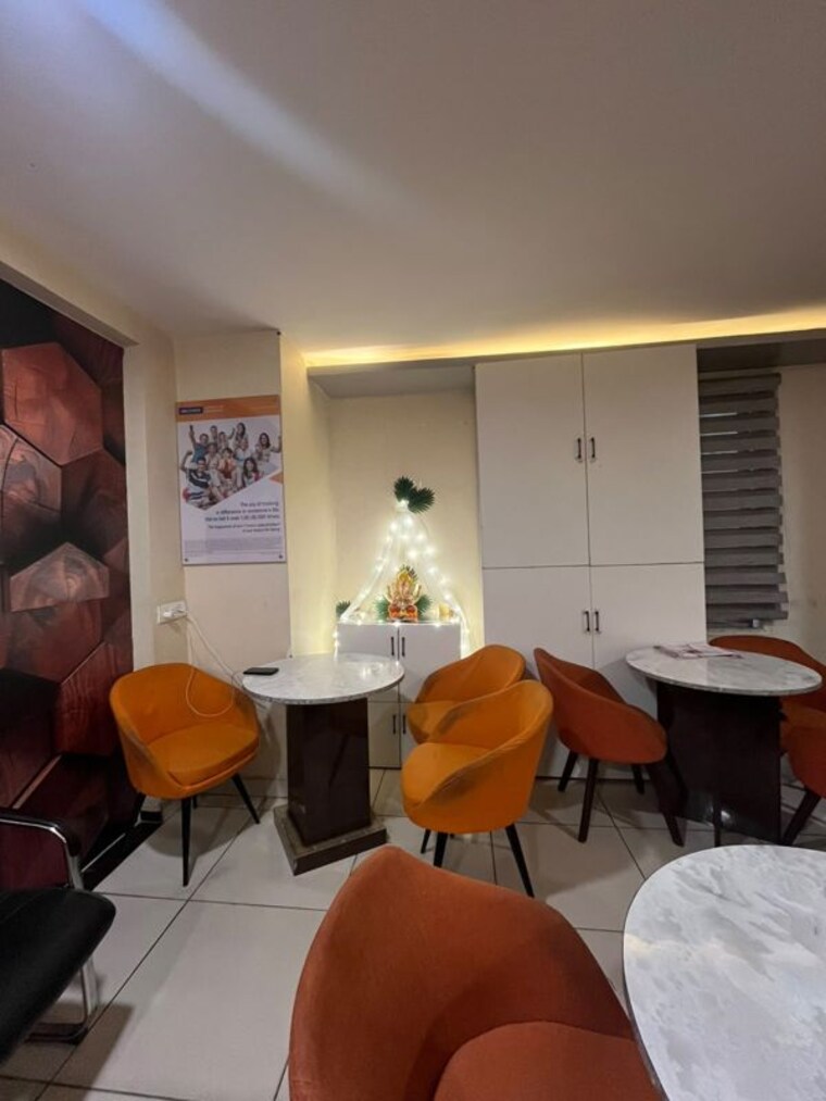 Team Area, motia-citi-royal-business-park Commercial Office Space 680 Sq.Ft. In Ambala Highway Zirakpur 10685341