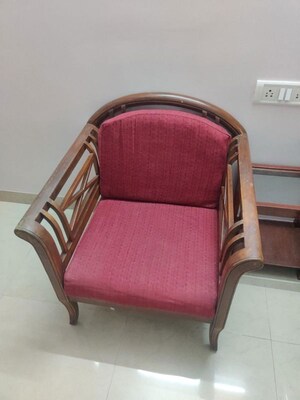 Furnished Amenities in 1 BHK Apartment at Sonal Link Residency, Malad West – for Rent