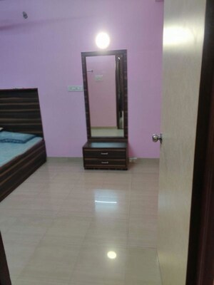 Room in 1 BHK Apartment at Sonal Link Residency, Malad West – for Rent