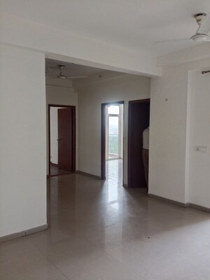 Room in 3 BHK Apartment at Assotech The Nest, Sain Vihar – for Sale
