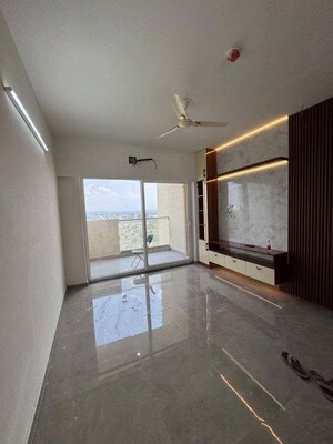 Room in 3 BHK Apartment at Tulip Yellow, Sector 69 – for Sale