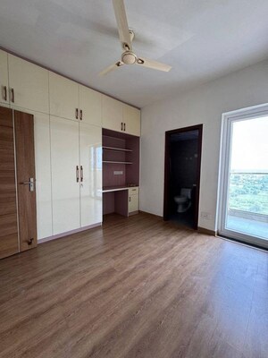 Room in 3 BHK Apartment at Tulip Yellow, Sector 69 – for Sale