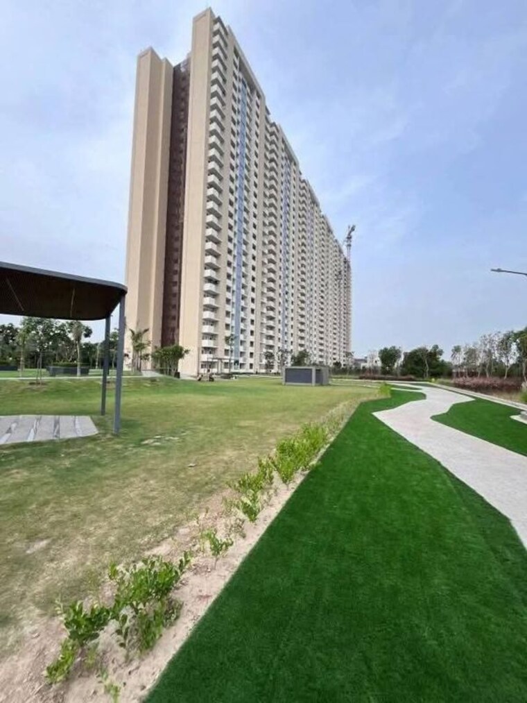 Exterior View, tulip-yellow 3 Bedroom 1704 Sq.Ft. Apartment In Sector 69 Gurgaon 10685372