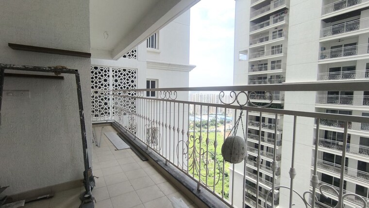 Balcony, prestige-beverly-hills 3 Bedroom 1880 Sq.Ft. Apartment In Kokapet Hyderabad 10685371