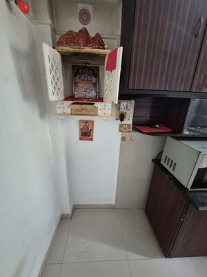Parking in 1 BHK Apartment at Good Luck CHS, Goregaon West – for Rent