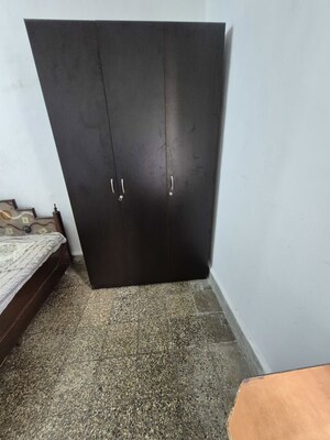 Furnished Amenities in 1 BHK Apartment at Good Luck CHS, Goregaon West – for Rent