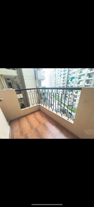 Team Area in 2 BHK Apartment at Pivotal Devaan, Sector 84 – for Sale