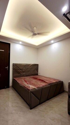Bedroom in 2 BHK Apartment at Saket – for Rent