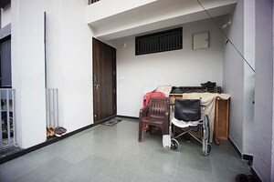 Parking in 4 BHK Independent House at Sola – for Sale