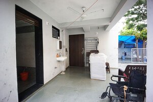 Team Area in 4 BHK Independent House at Sola – for Sale