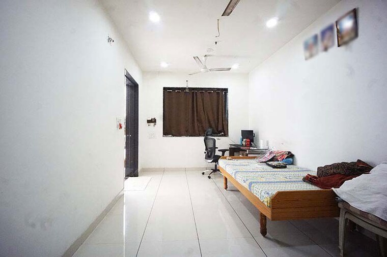 Balcony, sola 4 Bedroom 225 Sq.Yd. Independent House In Sola Ahmedabad 10685414