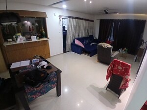 Team Area in 3 BHK Apartment at Teerth Towers, Baner – for Rent